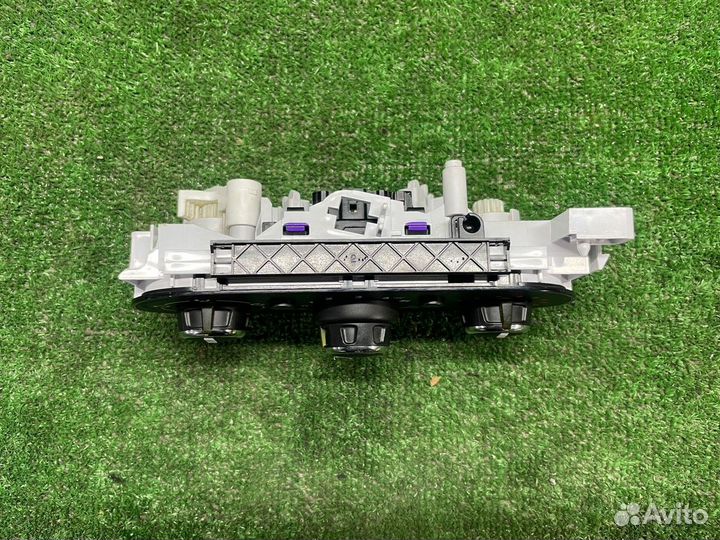 Блок управления отопителем Renault Duster