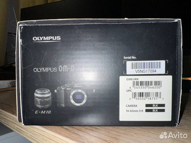 Зеркальный фотоаппарат olympus om-d е-m10 объявление продам