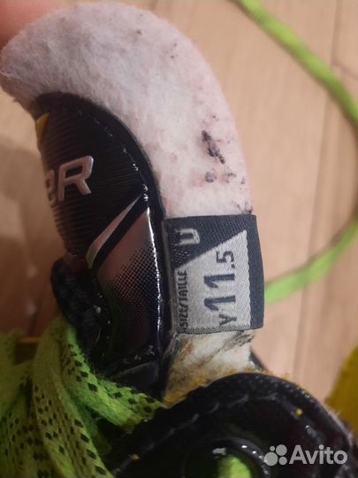 Хоккейные коньки bauer