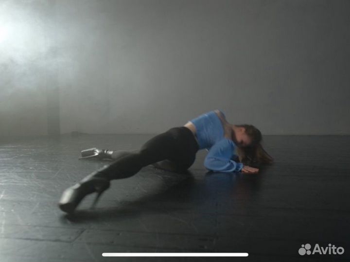 Тренер по стрип пластике, растяжке