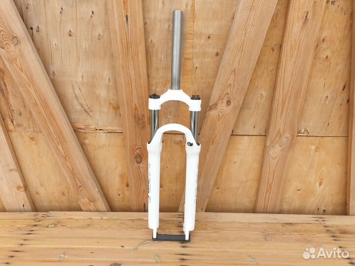 Вилка 27.5 SR Suntour XCM 100мм