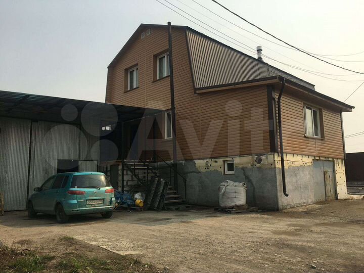 Дом 175 м² на участке 6 сот.