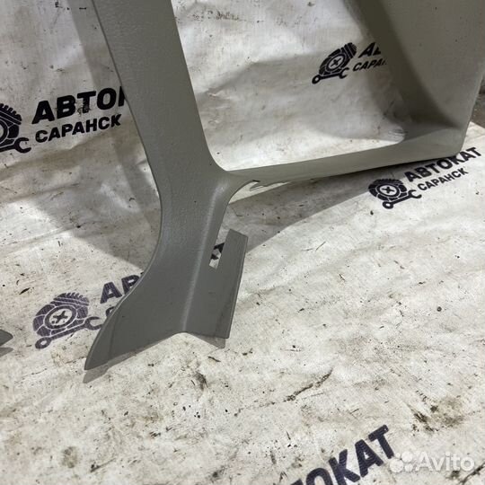 Обшивки задних стоек Daewoo Nexia