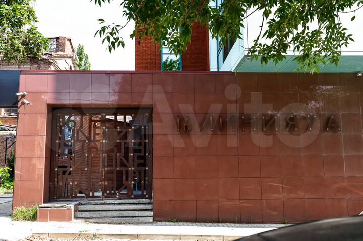 Свободного назначения, 733 м² + 200 м2 терраса