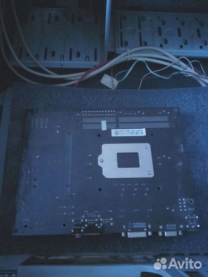 Материнская плата на запчасти