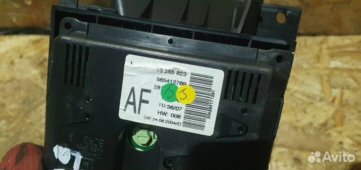 Дисплей информационный Opel Astra H 2004-2014