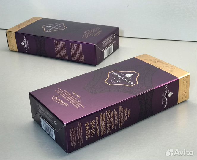 Разные коробки от коньяка Courvoisier + бутылка