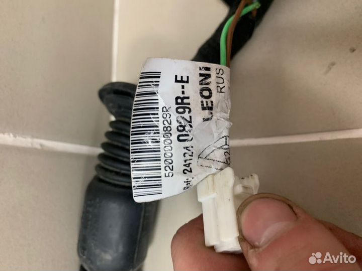 Проводка двери передняя левая Renault Duster 2