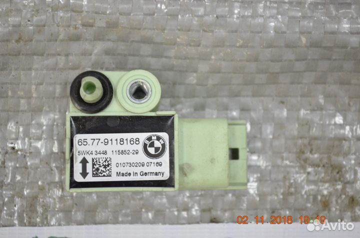 Датчик удара двери BMW