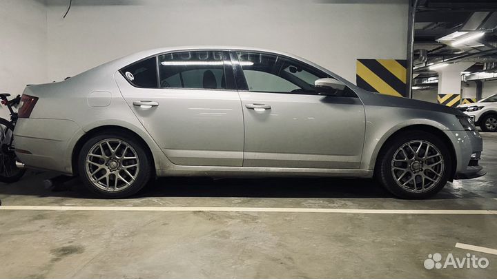 Skoda Octavia 1.8 AMT, 2020, 60 000 км