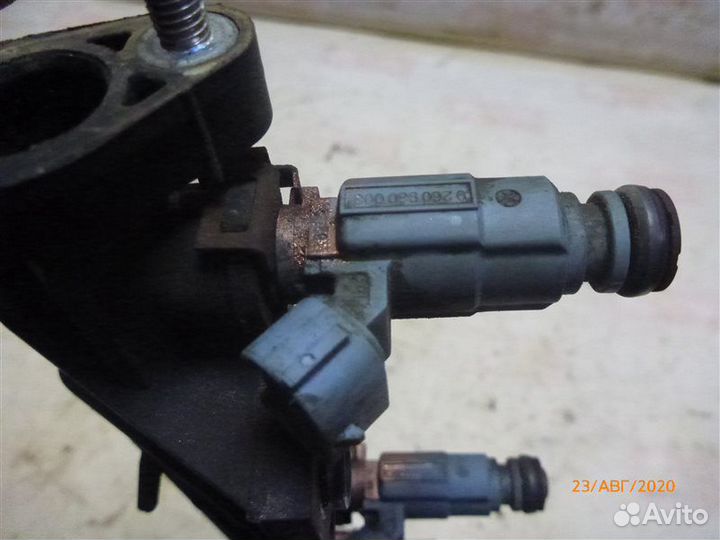 Топливная рампа Hyundai Sonata EF G4JP 2004