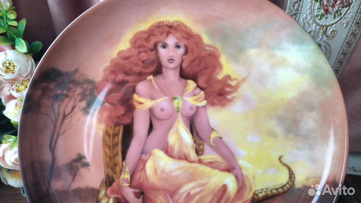 Декоративная коллекционная тарелка 