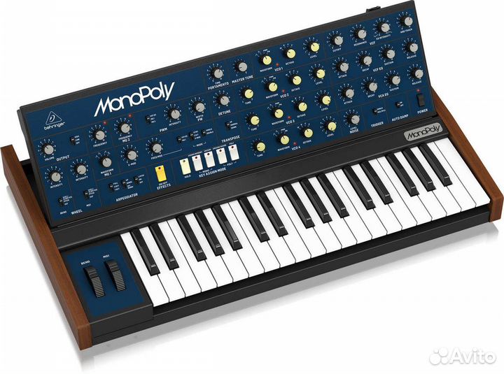 Аналоговый синтезатор Behringer monopoly