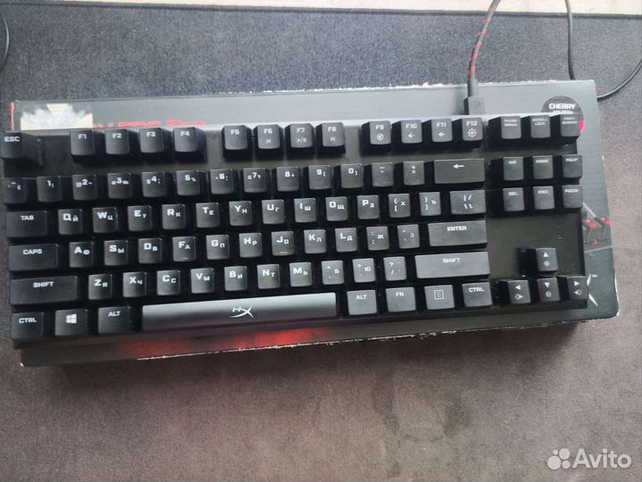 Механическая клавиатура Hyperx