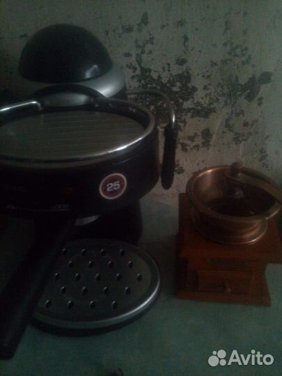 Кофеварка рожковая Редмонд