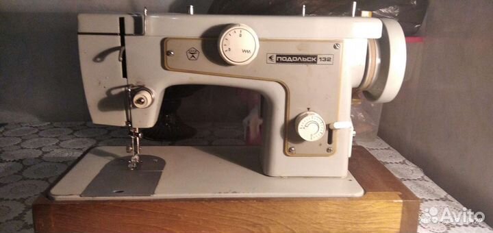 Швейная машина Подольск132, с электроприводом и пе