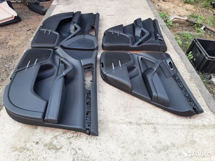 Обшивка двери Porsche Cayenne 958 3.0 TDI