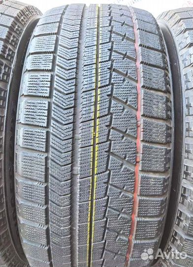 Bridgestone Blizzak VRX 245/50 R18 100R