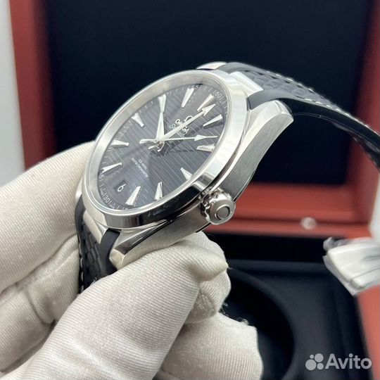 Часы Omega Seamaster Aqua Terra