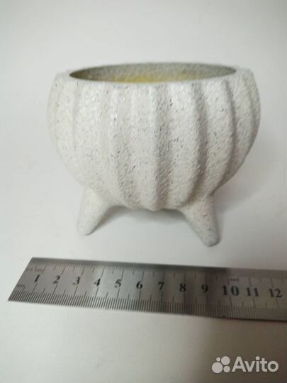 Вазон для цветов