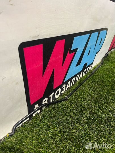 Держатель капота Fiat 124 2018