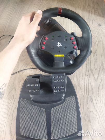 Игровой руль logitech momo racing