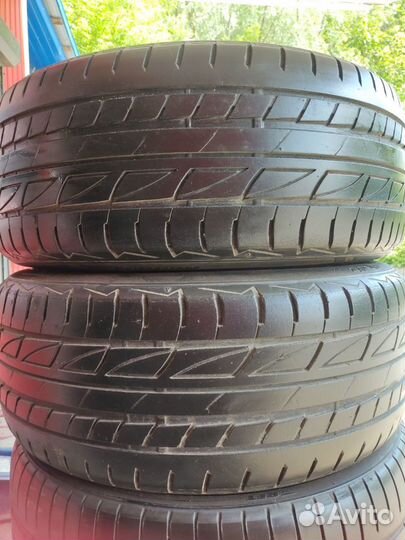 Bridgestone Potenza S001 245/40 R20 и 275/35 R20 102Y