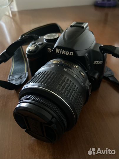 Зеркальный фотоаппарат nikon D3000