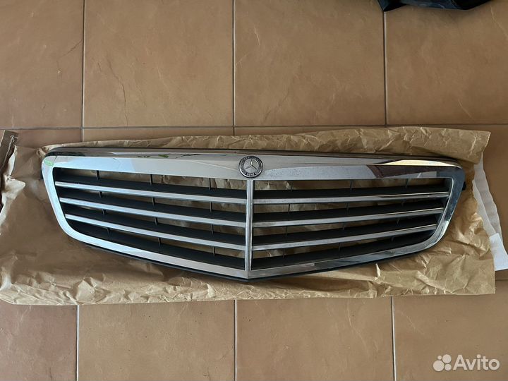 Решетка радиатора mercedes w204