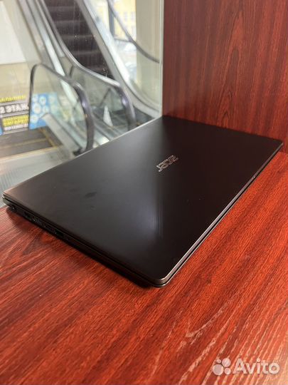 Мощный Ryzen 3 с 12гб озу и Radeon 540X и SSD