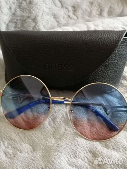 Guess солнцезащитные очки. Оригинал. Новые