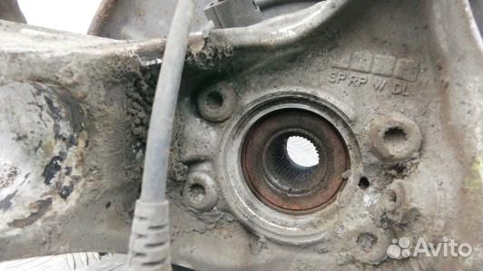 Ступица передняя правая volkswagen passat B6 (7DN0