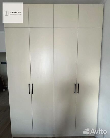 Встроенный распашной шкаф