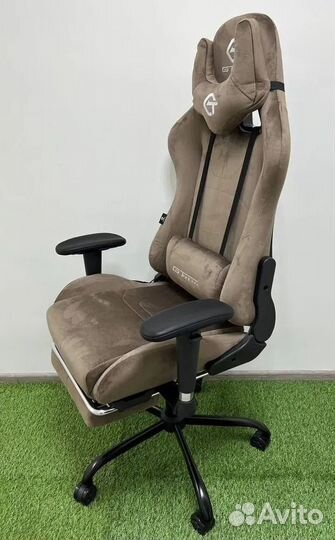 Офисное кресло (геймерское). Кресло для директора