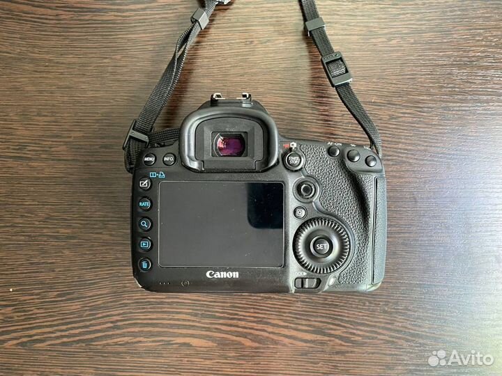 Canon eos 5d mark iii body