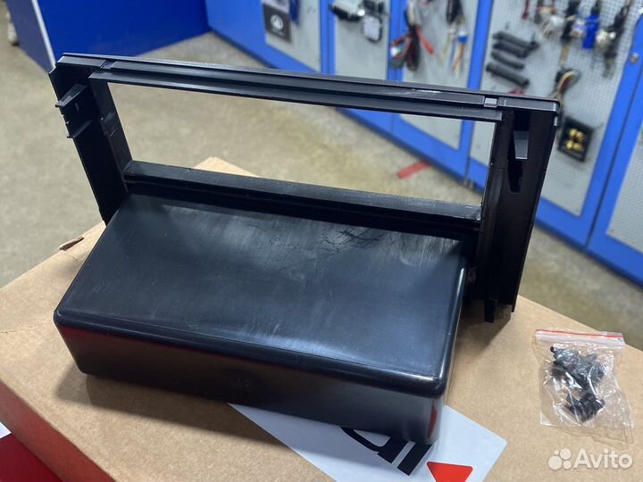 Переходная рамка Ford RFO-N02