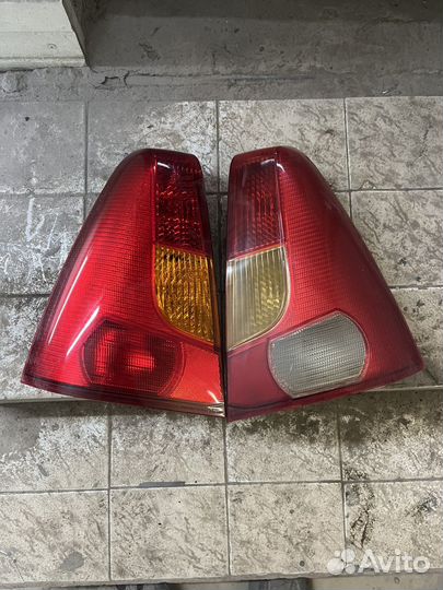 Задняя фара на renault logan 1