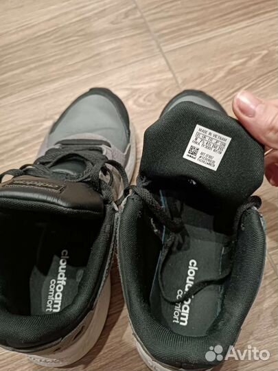 Кроссовки Adidas,40 р