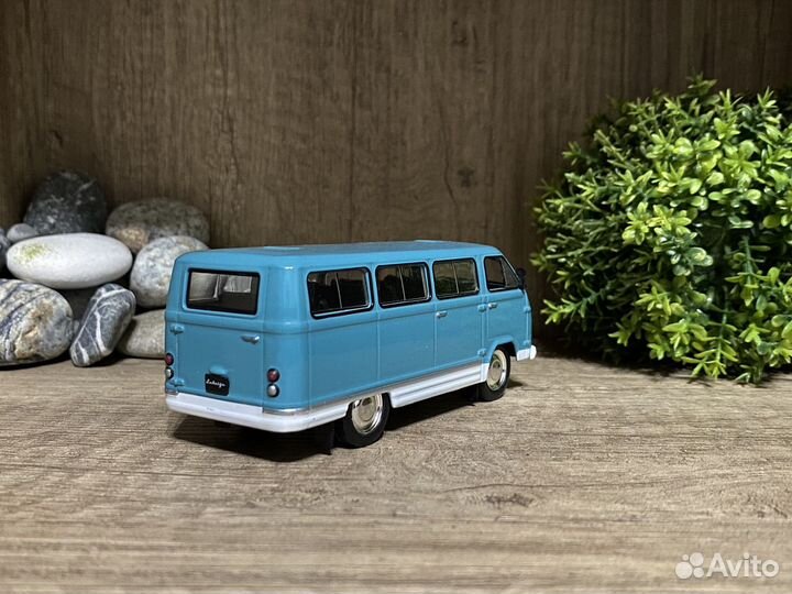 Модель автомобиля раф-977 