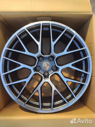 Шины диски и колеса на porsche macan r21