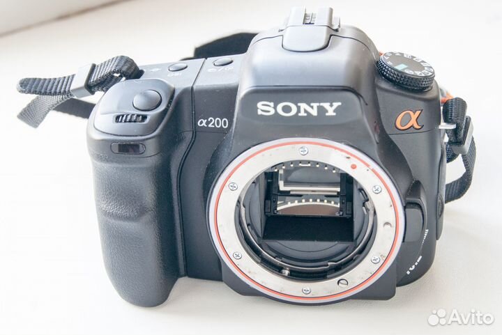 Sony A200 без объектива