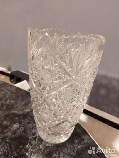 Хрустальная ваза