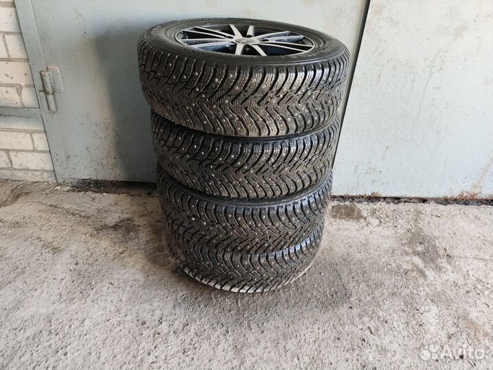 Комплект колес на киа сид Нокиан хакка 8