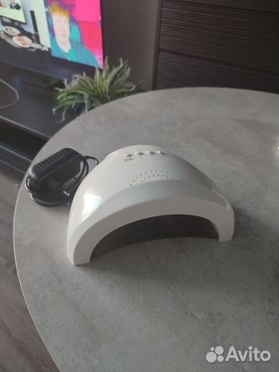 Лампа для сушки гель лака
