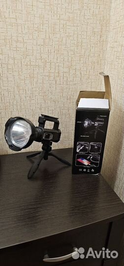 Фонарь светодиодный мощный аккумуляторный