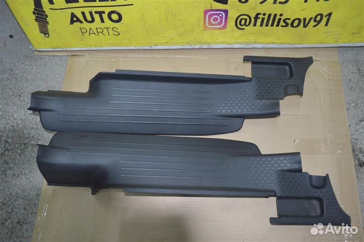 Накладка порога Toyota Wish (zne10) 2003-2009