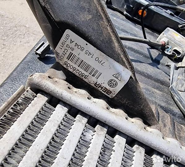 Интеркулер Audi Q7 4L правый