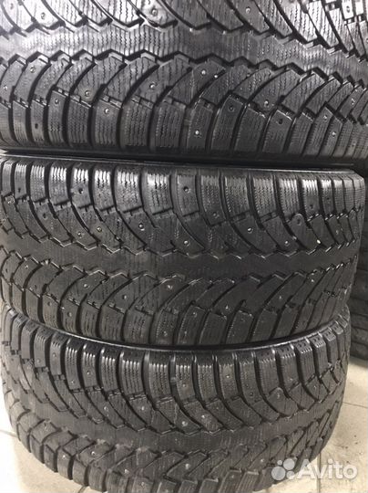 Pirelli Formula Ice 225/45 R17