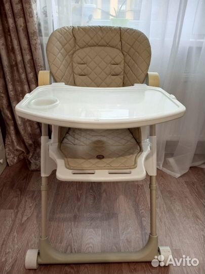 Детский стульчик для кормления