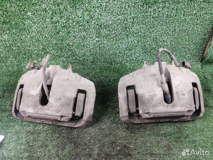 Суппорт тормозной передний Audi A8 D3 BFM 2004